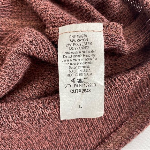 Hummingbird cold shoulder tie waist knit top - L - Picture 16 of 16